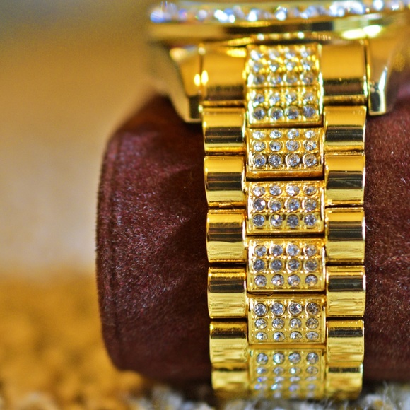 Full Iced Out Red Face Stylish Luxury Party Watch - Picture 2 of 4